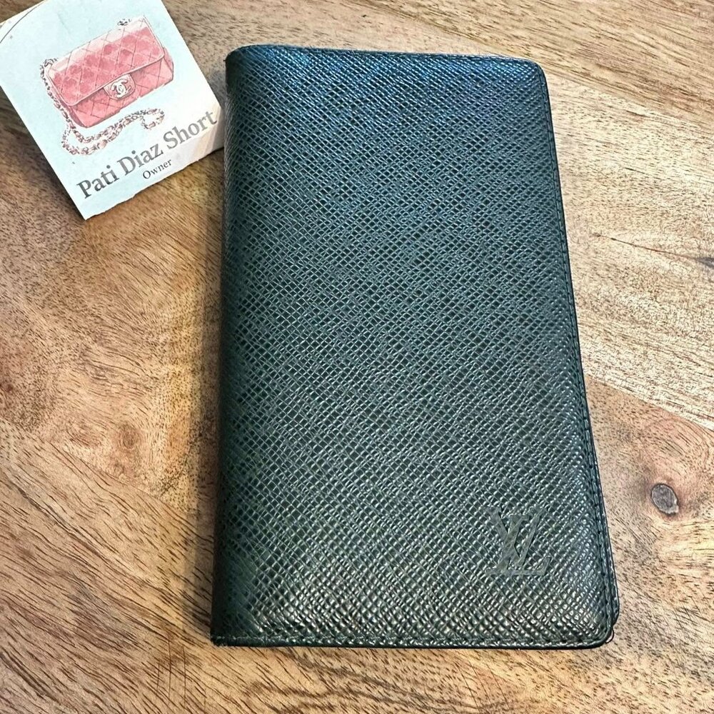 Louis Vuitton Taiga Dark Green Long Wallet